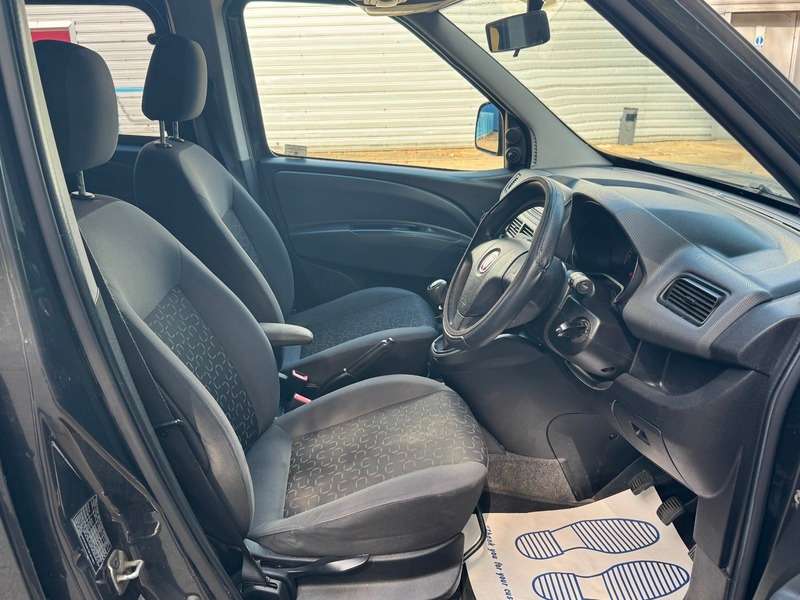 2010 FIAT DOBLO 2010 FIAT DOBLO