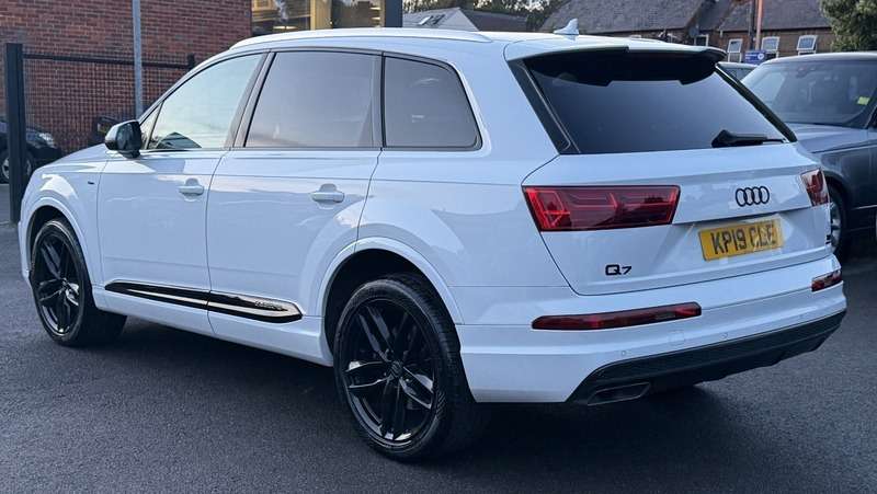 2019 AUDI Q7 2019 AUDI Q7