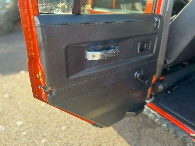 2015 LAND ROVER DEFENDER 2015 LAND ROVER DEFENDER