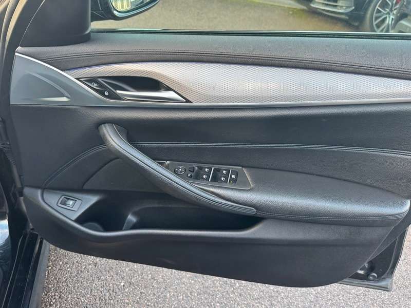 2018 BMW 5 SERIES 2018 BMW 5 SERIES