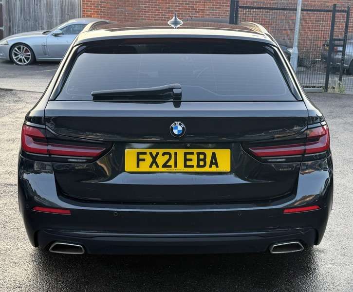 2021 BMW 5 SERIES 2021 BMW 5 SERIES