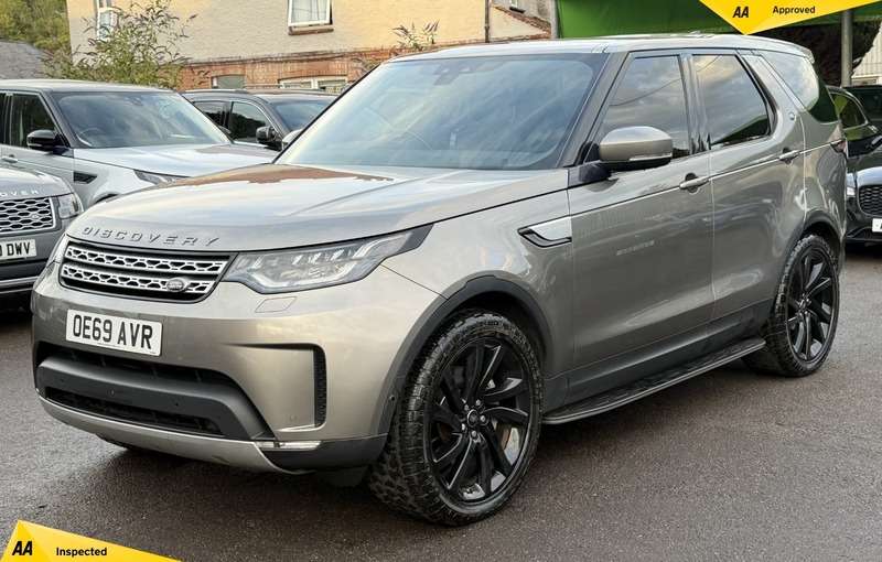 A 2019 LAND ROVER DISCOVERY 3.0 SD V6 HSE SUV 5dr Diesel Auto 4WD Euro 6 (s/s) (306 ps) A 2019 LAND ROVER DISCOVERY 3.0 SD V6 HSE SUV 5dr Diesel Auto 4WD Euro 6 (s/s) (306 ps)