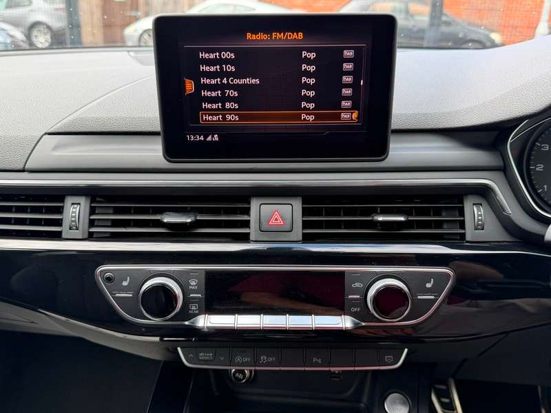 2019 AUDI A4 AVANT 2019 AUDI A4 AVANT