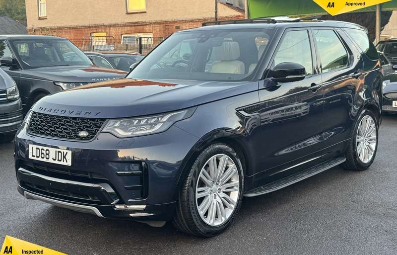 A 2018 LAND ROVER DISCOVERY 2.0 SD4 HSE Luxury SUV 5dr Diesel Auto 4WD Euro 6 (s/s) (240 ps) A 2018 LAND ROVER DISCOVERY 2.0 SD4 HSE Luxury SUV 5dr Diesel Auto 4WD Euro 6 (s/s) (240 ps)