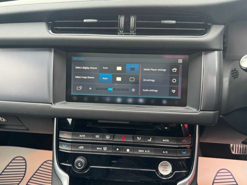 2017 JAGUAR XF 2017 JAGUAR XF