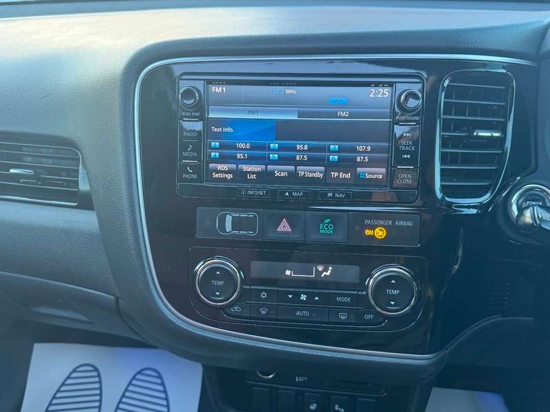 2017 MITSUBISHI OUTLANDER 2017 MITSUBISHI OUTLANDER