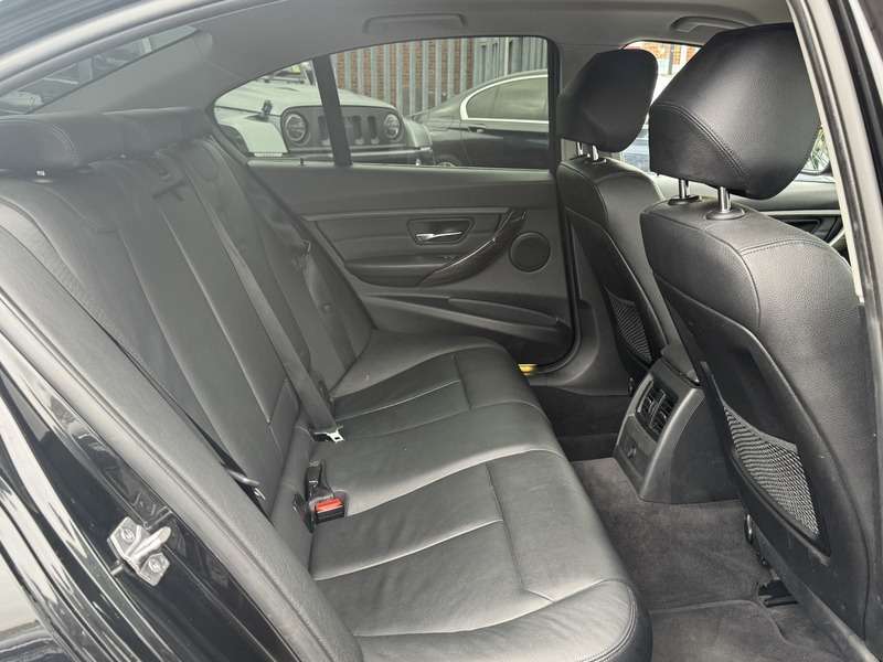 2012 BMW 3 SERIES 2012 BMW 3 SERIES