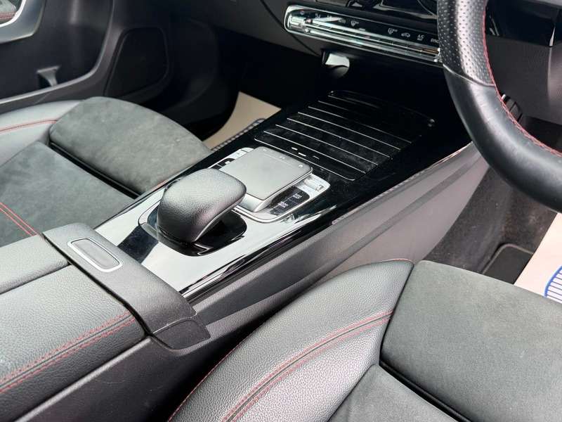 2019 MERCEDES-BENZ A CLASS 2019 MERCEDES-BENZ A CLASS