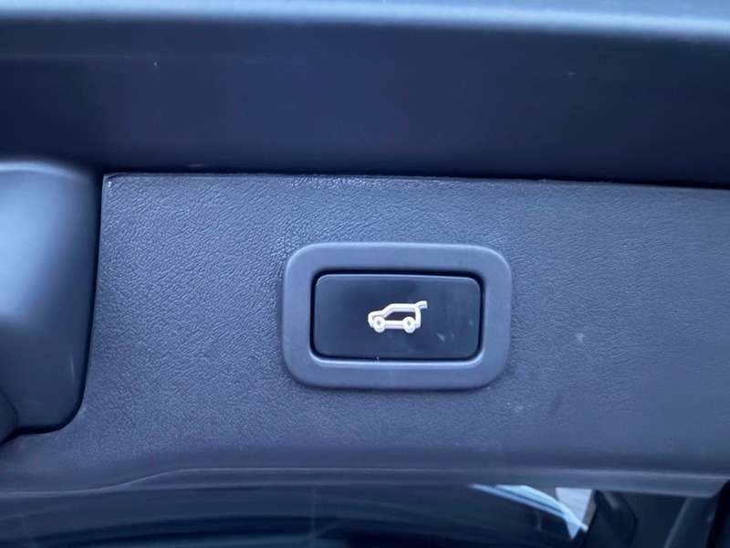 2018 JAGUAR XF 2018 JAGUAR XF