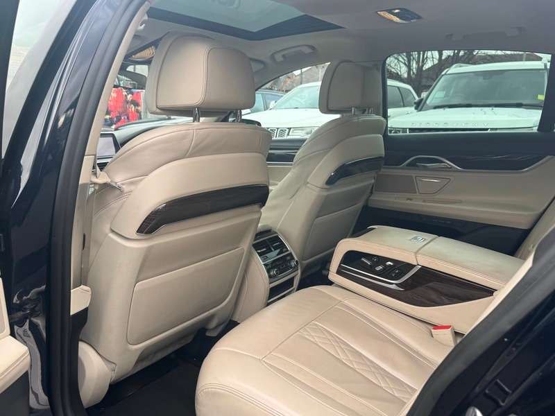 2018 BMW 7 SERIES 2018 BMW 7 SERIES