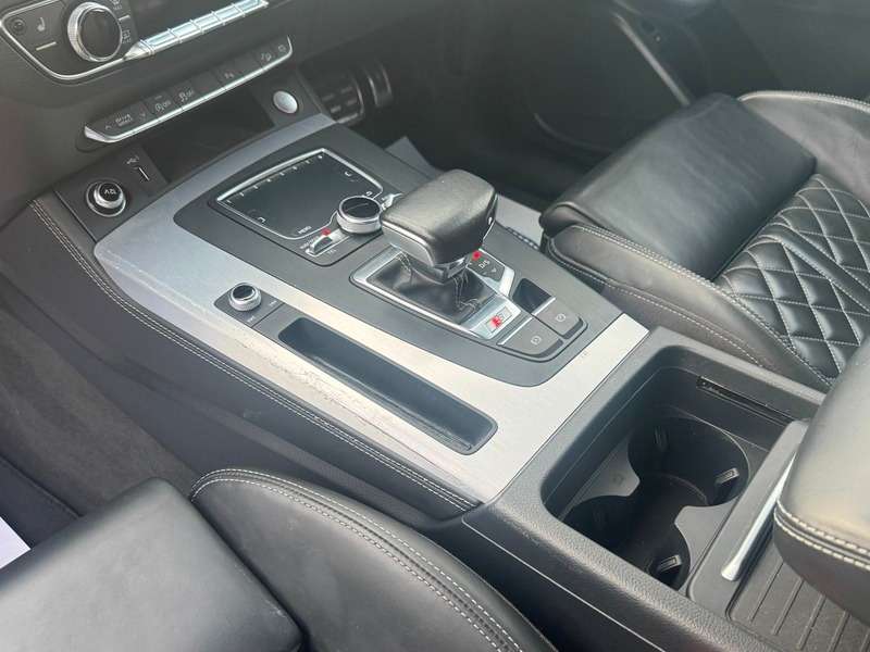2018 AUDI SQ5 2018 AUDI SQ5