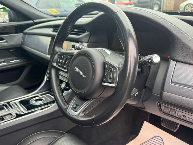 2017 JAGUAR XF 2017 JAGUAR XF