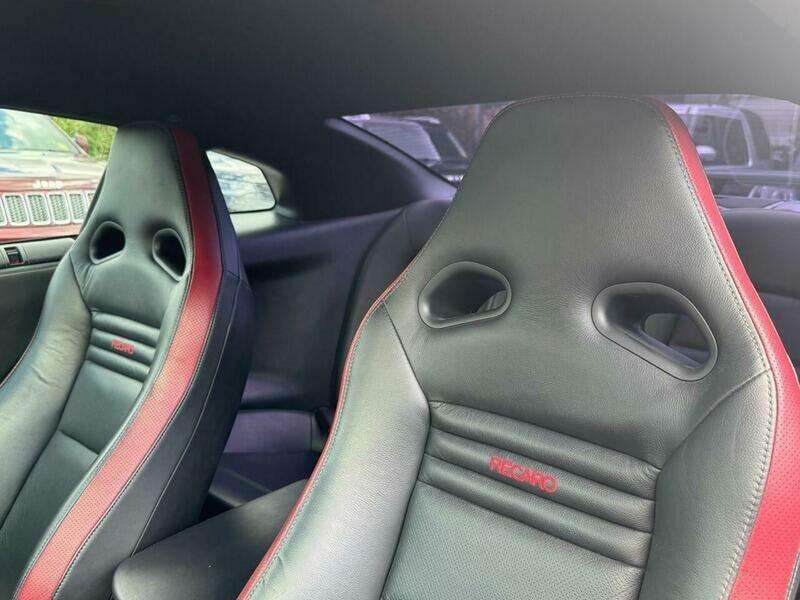 2011 NISSAN GT-R 2011 NISSAN GT-R