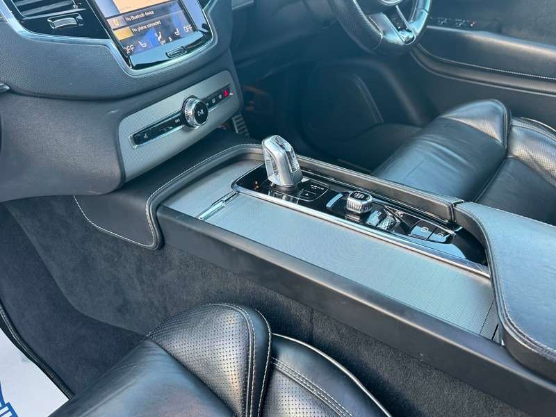 2017 VOLVO XC90 2017 VOLVO XC90