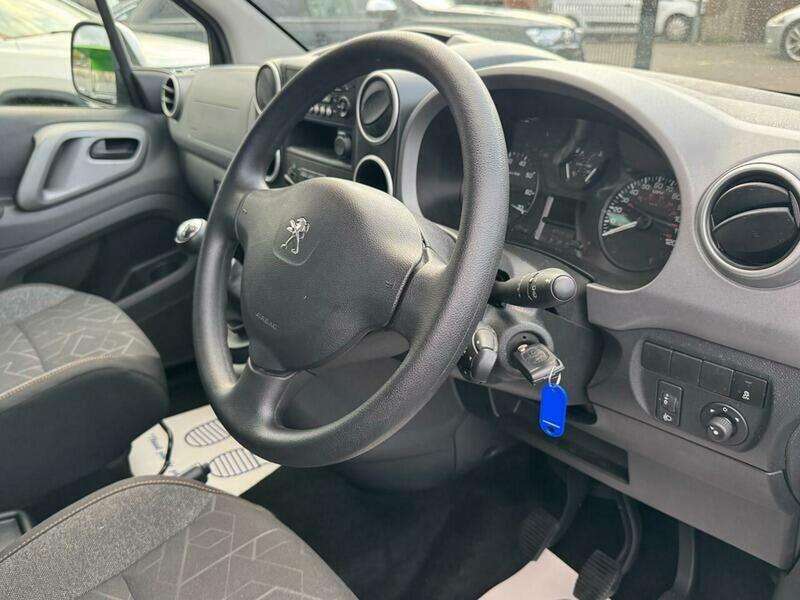 2018 PEUGEOT PARTNER TEPEE 2018 PEUGEOT PARTNER TEPEE