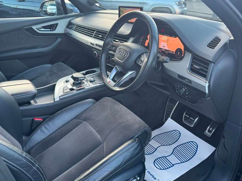 2019 AUDI Q7 2019 AUDI Q7