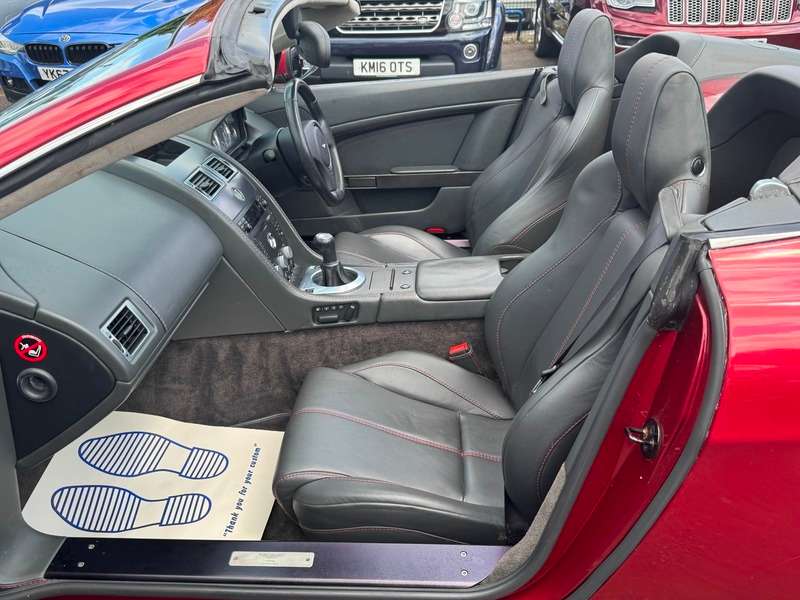 2006 ASTON MARTIN VANTAGE 2006 ASTON MARTIN VANTAGE