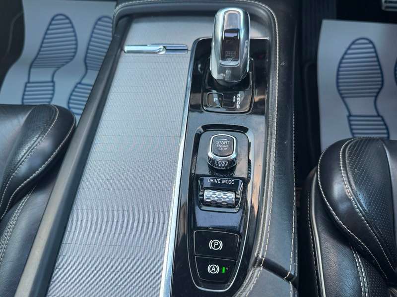 2017 VOLVO XC90 2017 VOLVO XC90