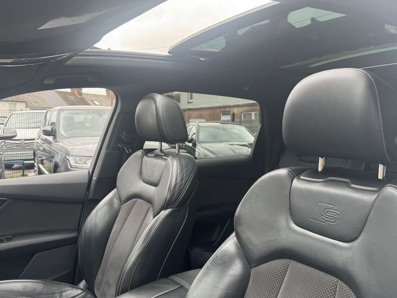 2016 AUDI Q7 2016 AUDI Q7