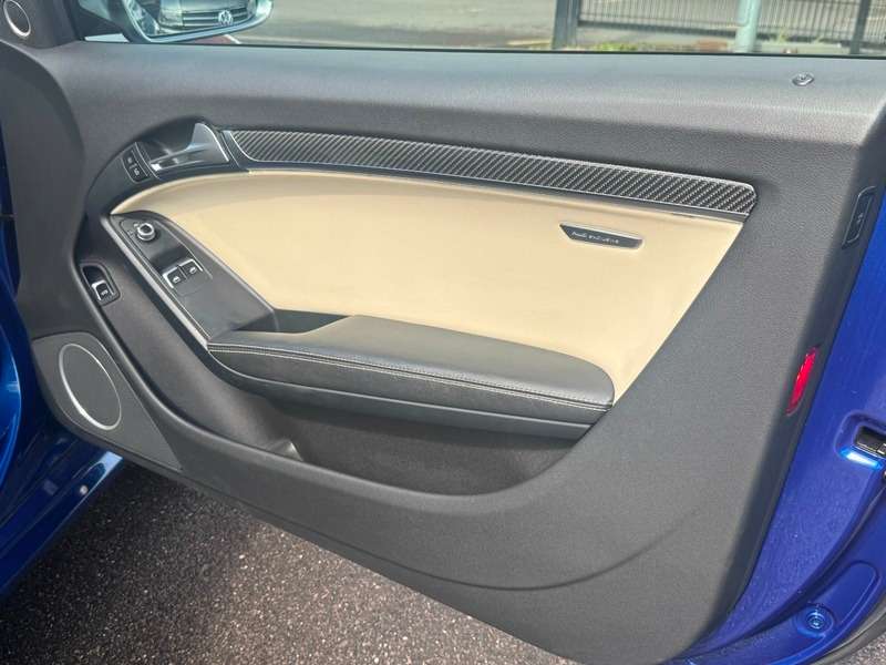 2015 AUDI RS5 2015 AUDI RS5