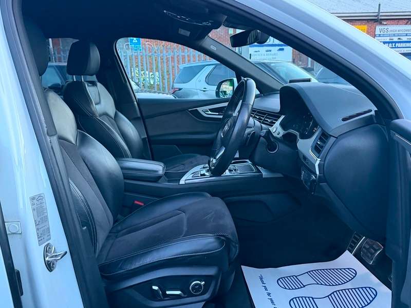 2019 AUDI Q7 2019 AUDI Q7