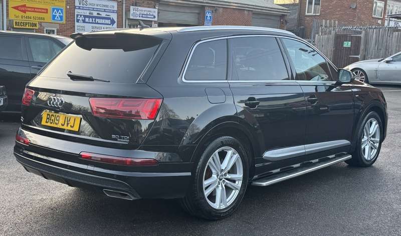 2019 AUDI Q7 2019 AUDI Q7