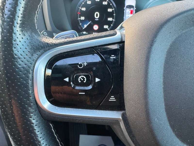 2017 VOLVO XC90 2017 VOLVO XC90