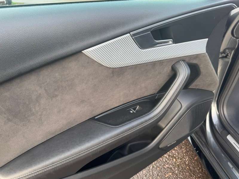 2018 AUDI RS4 2018 AUDI RS4