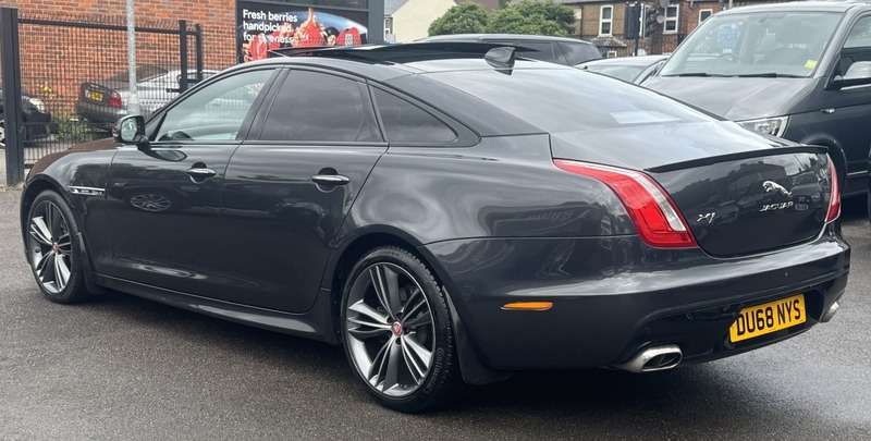 2018 JAGUAR XJ 2018 JAGUAR XJ