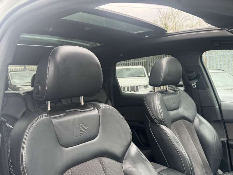 2016 AUDI Q7 2016 AUDI Q7