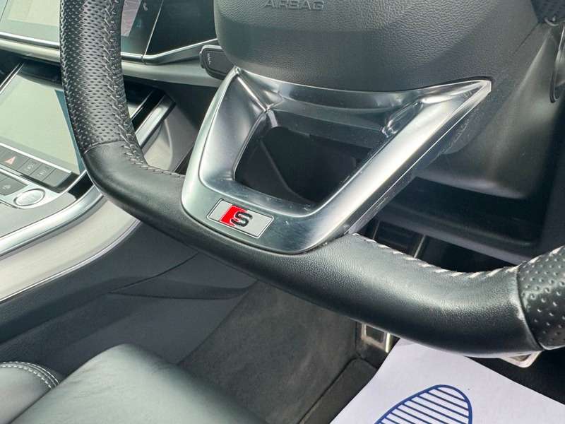 2020 AUDI Q7 2020 AUDI Q7