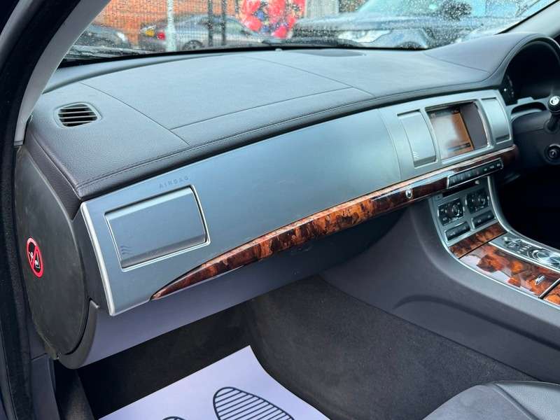 2013 JAGUAR XF 2013 JAGUAR XF