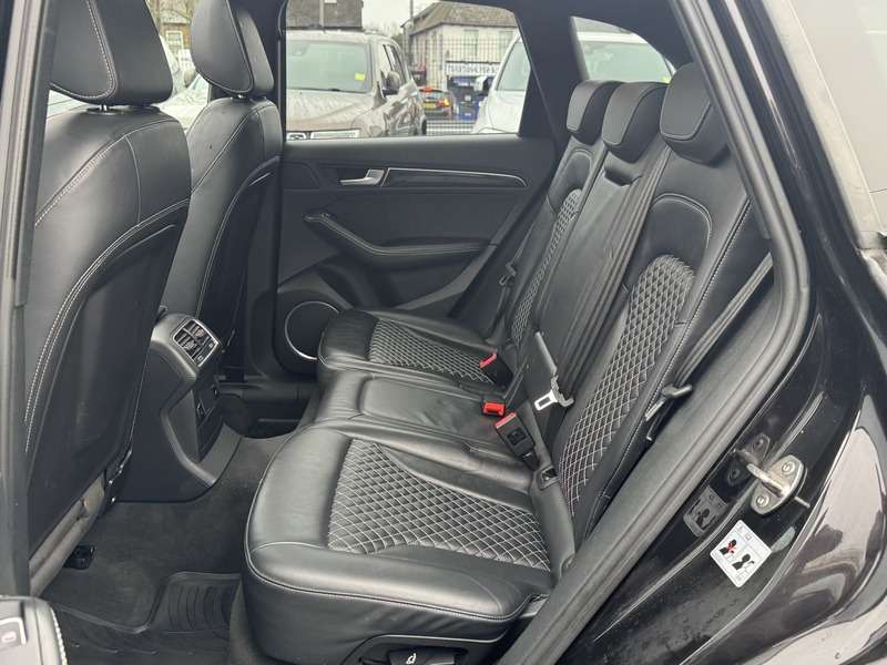 2017 AUDI SQ5 2017 AUDI SQ5