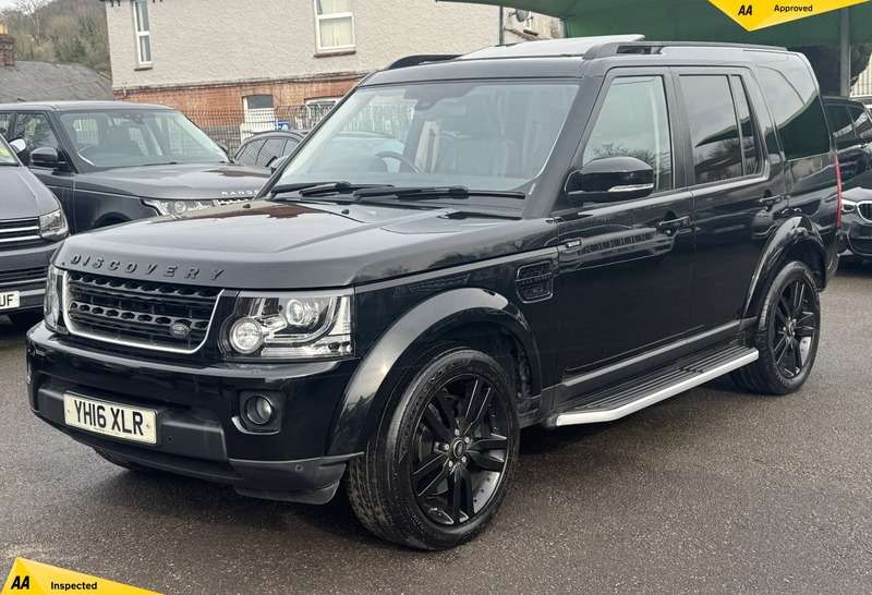A 2016 LAND ROVER DISCOVERY 3.0 SD V6 HSE SUV 5dr Diesel Auto 4WD Euro 6 (s/s) (256 bhp) A 2016 LAND ROVER DISCOVERY 3.0 SD V6 HSE SUV 5dr Diesel Auto 4WD Euro 6 (s/s) (256 bhp)