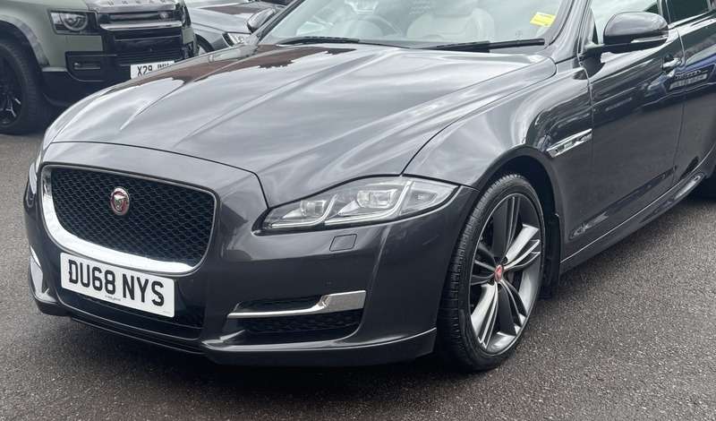 2018 JAGUAR XJ 2018 JAGUAR XJ