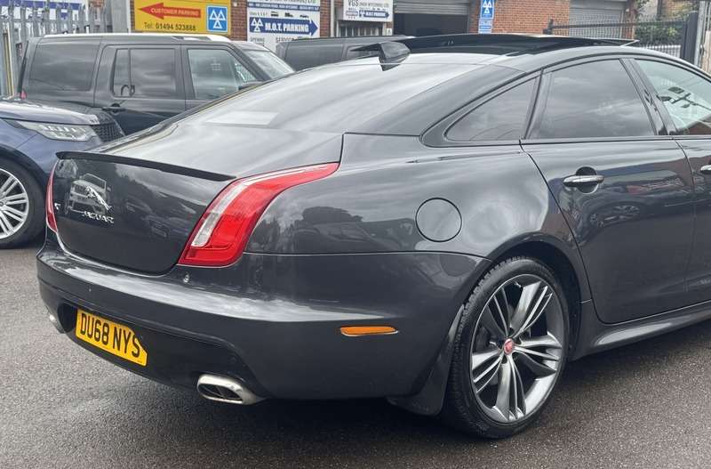 2018 JAGUAR XJ 2018 JAGUAR XJ