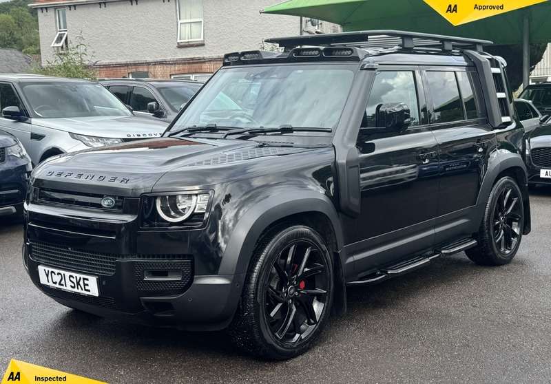 A 2021 LAND ROVER DEFENDER 3.0 D250 MHEV S SUV 5dr Diesel Auto 4WD Euro 6 (s/s) (250 ps) A 2021 LAND ROVER DEFENDER 3.0 D250 MHEV S SUV 5dr Diesel Auto 4WD Euro 6 (s/s) (250 ps)