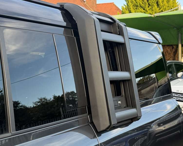 2022 LAND ROVER DEFENDER 2022 LAND ROVER DEFENDER