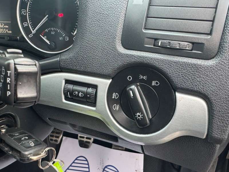 2012 SKODA OCTAVIA 2012 SKODA OCTAVIA