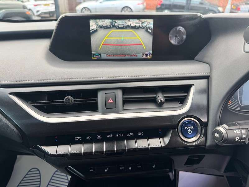 2020 LEXUS UX 2020 LEXUS UX