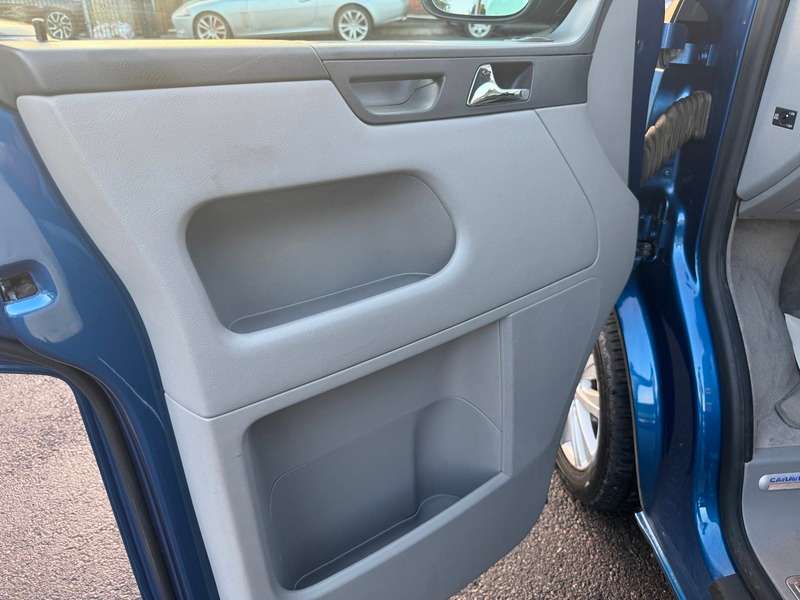 2015 VOLKSWAGEN CARAVELLE 2015 VOLKSWAGEN CARAVELLE