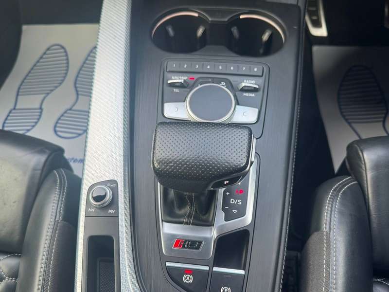 2018 AUDI RS4 2018 AUDI RS4