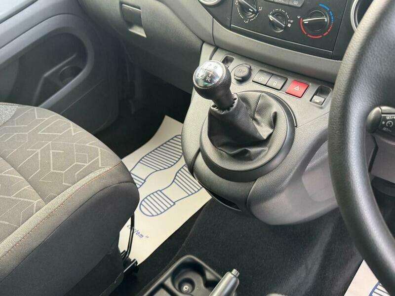 2018 PEUGEOT PARTNER TEPEE 2018 PEUGEOT PARTNER TEPEE