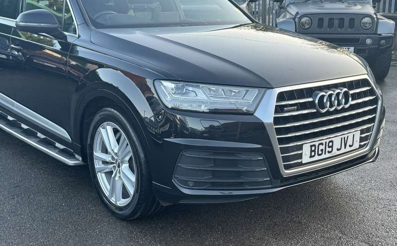2019 AUDI Q7 2019 AUDI Q7