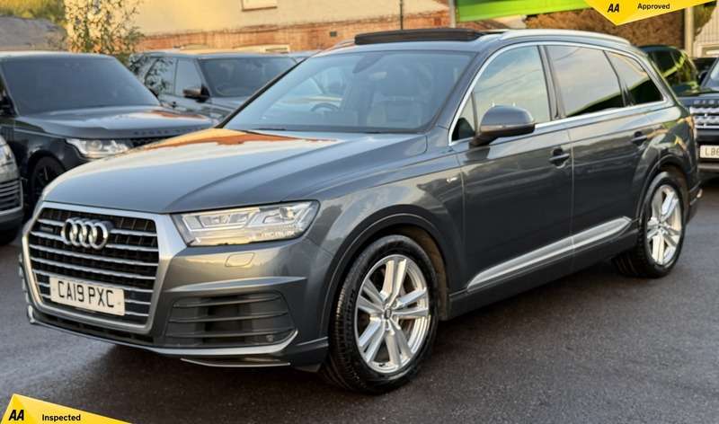 A 2019 AUDI Q7 3.0 TDI V6 50 S line SUV 5dr Diesel Tiptronic quattro Euro 6 (s/s) (286 ps) A 2019 AUDI Q7 3.0 TDI V6 50 S line SUV 5dr Diesel Tiptronic quattro Euro 6 (s/s) (286 ps)