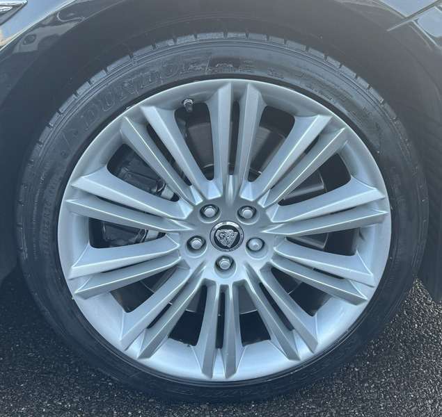 2010 JAGUAR XJ 2010 JAGUAR XJ