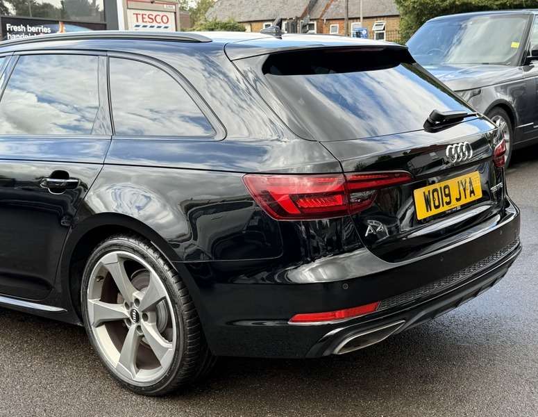 2019 AUDI A4 AVANT 2019 AUDI A4 AVANT
