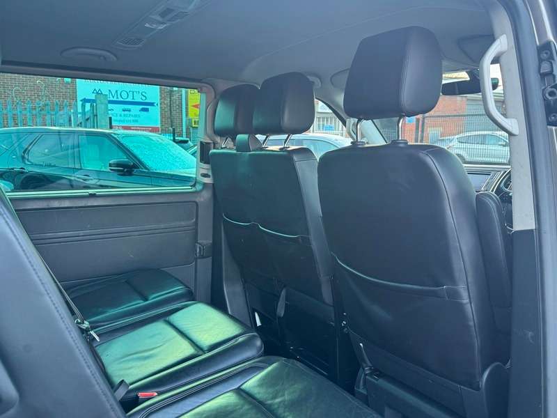 2017 VOLKSWAGEN TRANSPORTER SHUTTLE 2017 VOLKSWAGEN TRANSPORTER SHUTTLE