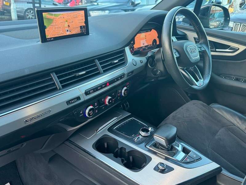 2019 AUDI Q7 2019 AUDI Q7