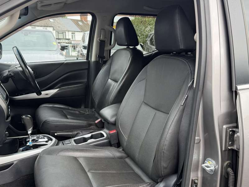 2017 NISSAN NAVARA 2017 NISSAN NAVARA